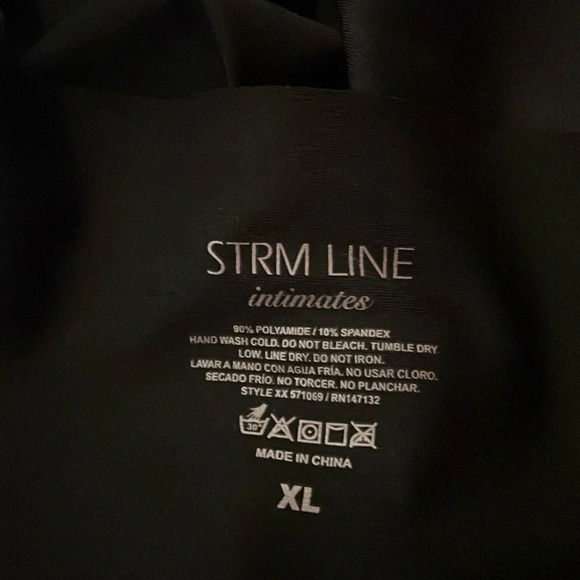 Stream line high waisted black shape wear Sz XL - Picture 2 of 6